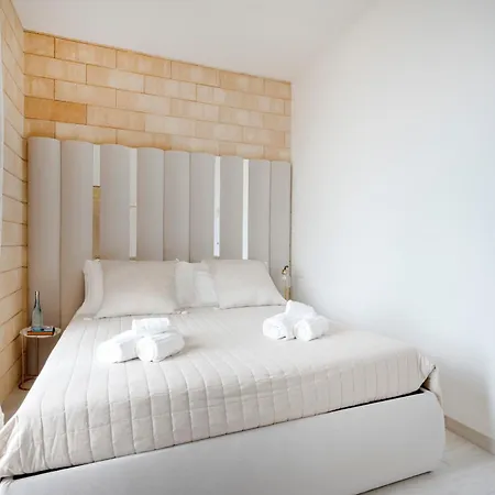 شقة فندقية Terra | 2-bedroom With Shared Kitchen & Balcony - Seafront Location 3*