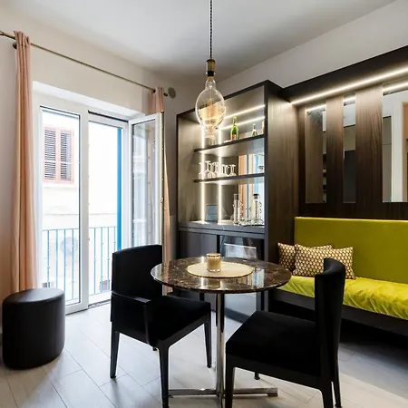 شقة فندقية Terra | 2-bedroom With Shared Kitchen & Balcony - Seafront Location بولينيانو آ ماري