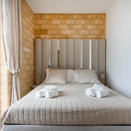 شقة فندقية Terra | 2-bedroom With Shared Kitchen & Balcony - Seafront Location 3*