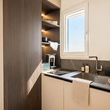 Aparthotel Terra | 2-bedroom With Shared Kitchen & Balcony - Seafront Location