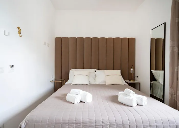 מלון דירות Terra | 2-bedroom With Shared Kitchen & Balcony - Seafront Location 3*